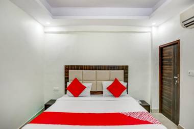 OYO Flagship 75676 New Daffodil Inn