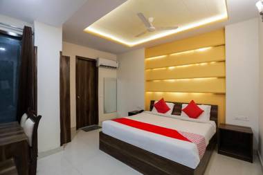 OYO 75386 Abhi Residency