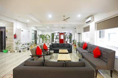 OYO Townhouse 398 Cloud Bay