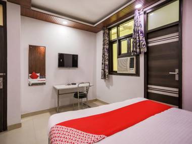 OYO 75798 Jai Palace