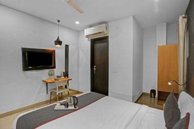 OYO Townhouse 475 Nangal Raya Pankha Road