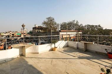 OYO 8096 Hotel Gush International