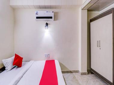 OYO Flagship 76903 RS Hotels