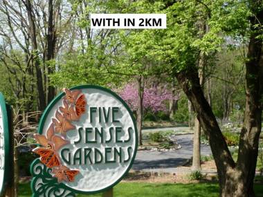 FabHotel Qotel Chattarpur