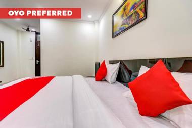 OYO 77353 Tom & Jerry