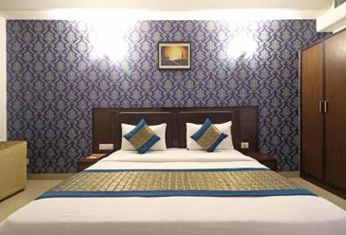 Hotel Venus Plaza- Near Delhi Airport