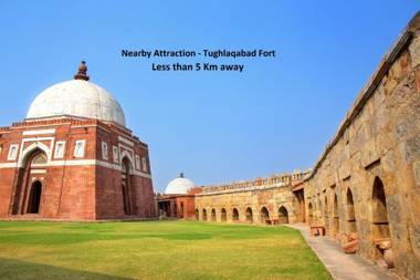 OYO Flagship 77719 Gour Plaza