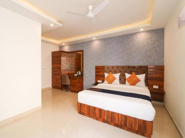 Capital O 66333 P-suites