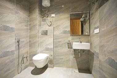 Hotel Good Vibe Near Delhi Airport