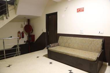 Collection O 78493 Noble Inn Paharganj