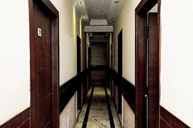 OYO 637 Hotel D M Palace