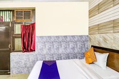 SPOT ON 77870 Maa Gayatri Guest House