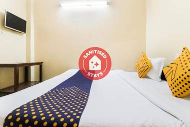 SPOT ON 76979 Chandu Inn