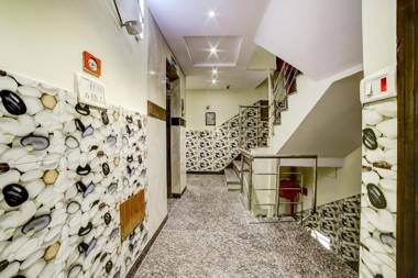 OYO 76742 Snow White Inn