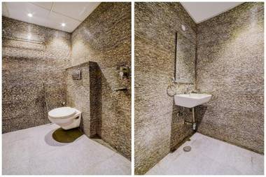 OYO 76742 Snow White Inn