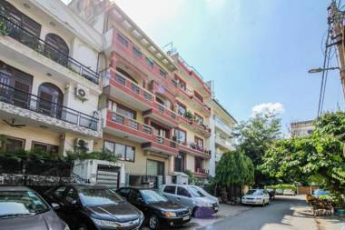 BluO Classic 1BHK - Defence Colony Market