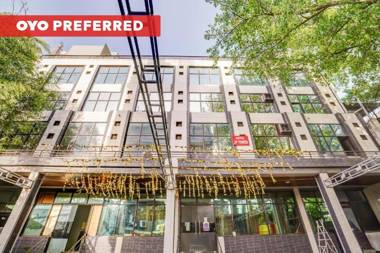 Capital O 79858 Hotel Jp Tower