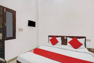 OYO 81119 Hotel Prince