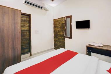 OYO 81119 Hotel Prince