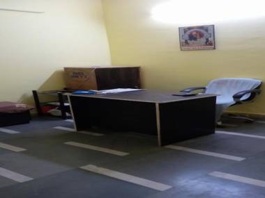 OYO Flagship 81116 Mona Continental