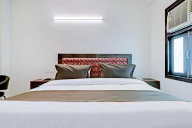 Collection O 81326 Hotel Dolphin