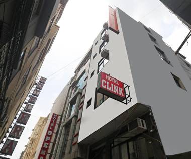 WowStops-Hotel Clink Near Delhi Airport