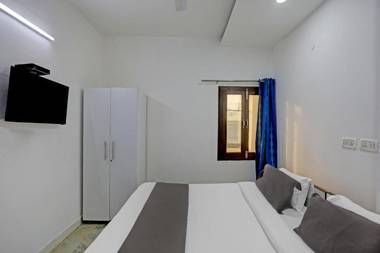 Collection O 82389 The Pinaki Residency