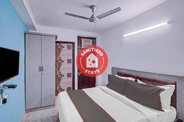 Collection O 82480 Galaxy Motel