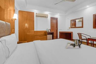 OYO Townhouse 604 The Royal Galaxy