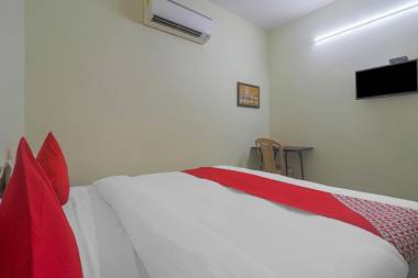 OYO Flagship 83392 Royal Discovery