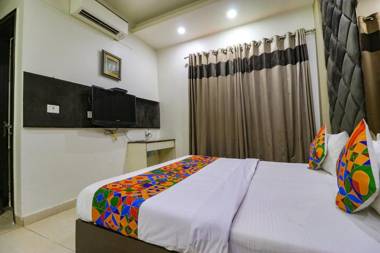 FabExpress Yug Villa