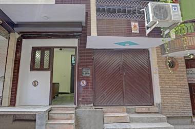 Collection O 83691 Raj Villa