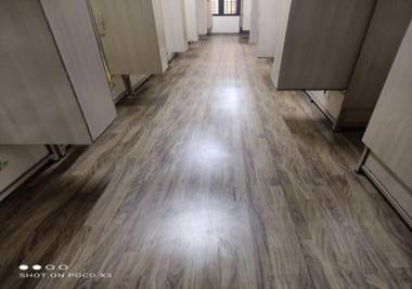 Abuzz Oxfordcaps RoopNagar Delhi