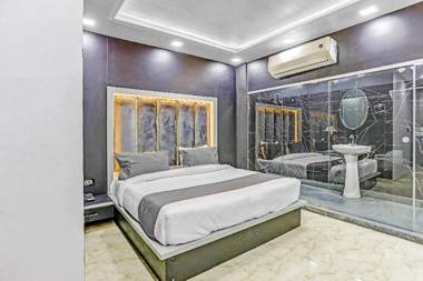 Capital O 84227 Hotel Kings Stay