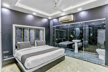 Capital O 84227 Hotel Kings Stay