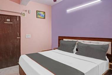 Capital O 84092 Metro Moon Guest House