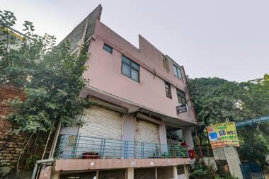 Capital O 84052 Hotel Galaxy