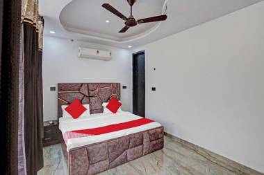 OYO 84391 Townhouse Hotel Grand