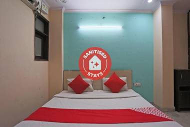 OYO 84491 Blue Diamond