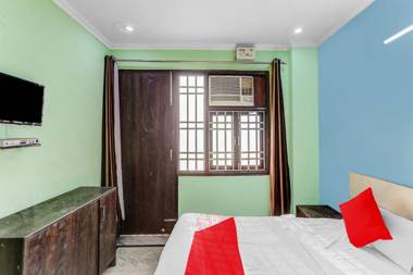 OYO 84491 Blue Diamond