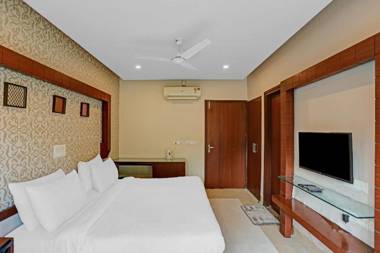 Townhouse 581 Noida Sector 122