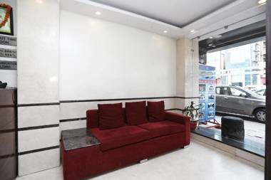 OYO 14687 Hotel Avtar