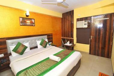 OYO 84136 Hotel Royal Orbit Mahipalpur