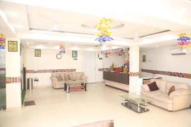 Hotel Aman Inn-Fully Vaccinated Staff