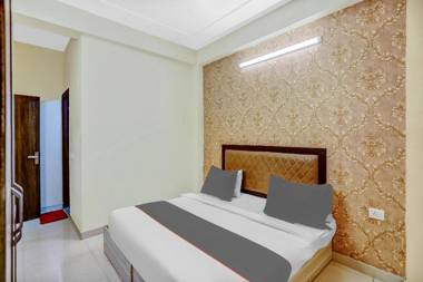 Capital O 84779 Hotel Garden Inn