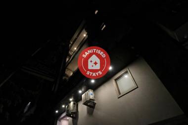 Townhouse 735 Hotel Blue Inn