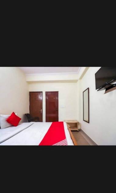 OYO 84515 Hotel Red Rose