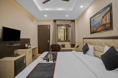 Townhouse 715 Nirvana Suites By Q Hotels