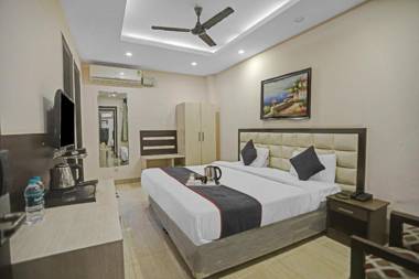 Townhouse 715 Nirvana Suites By Q Hotels