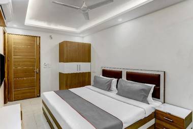 Capital O 85346 Hotel Delhi Delight